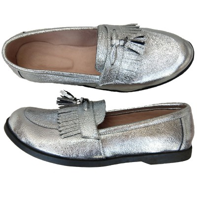 mocasines plateados