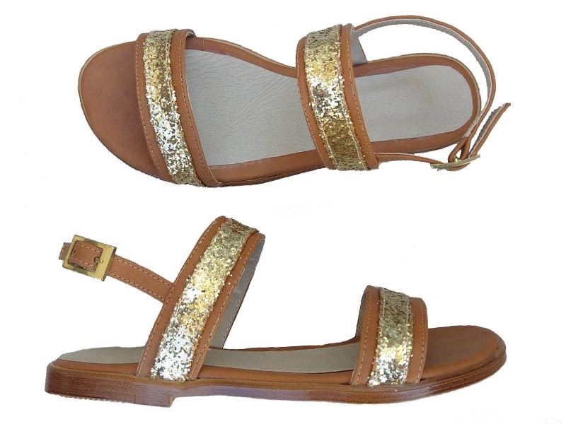 sandalias beige y dorado
