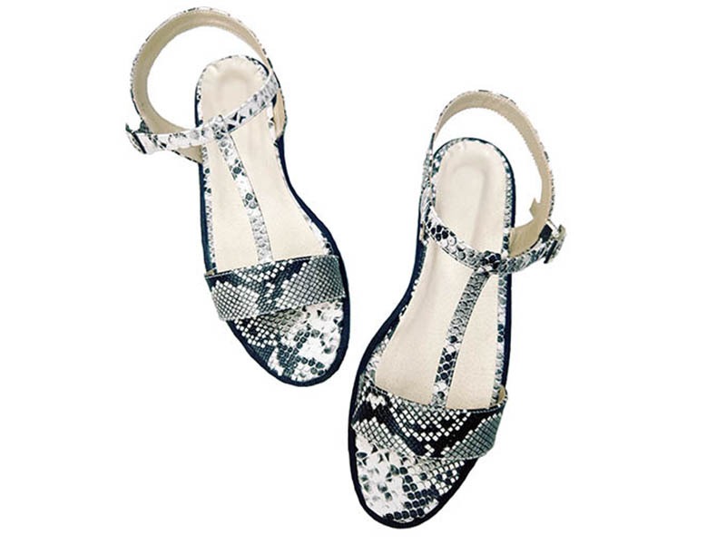 sandalias reptil